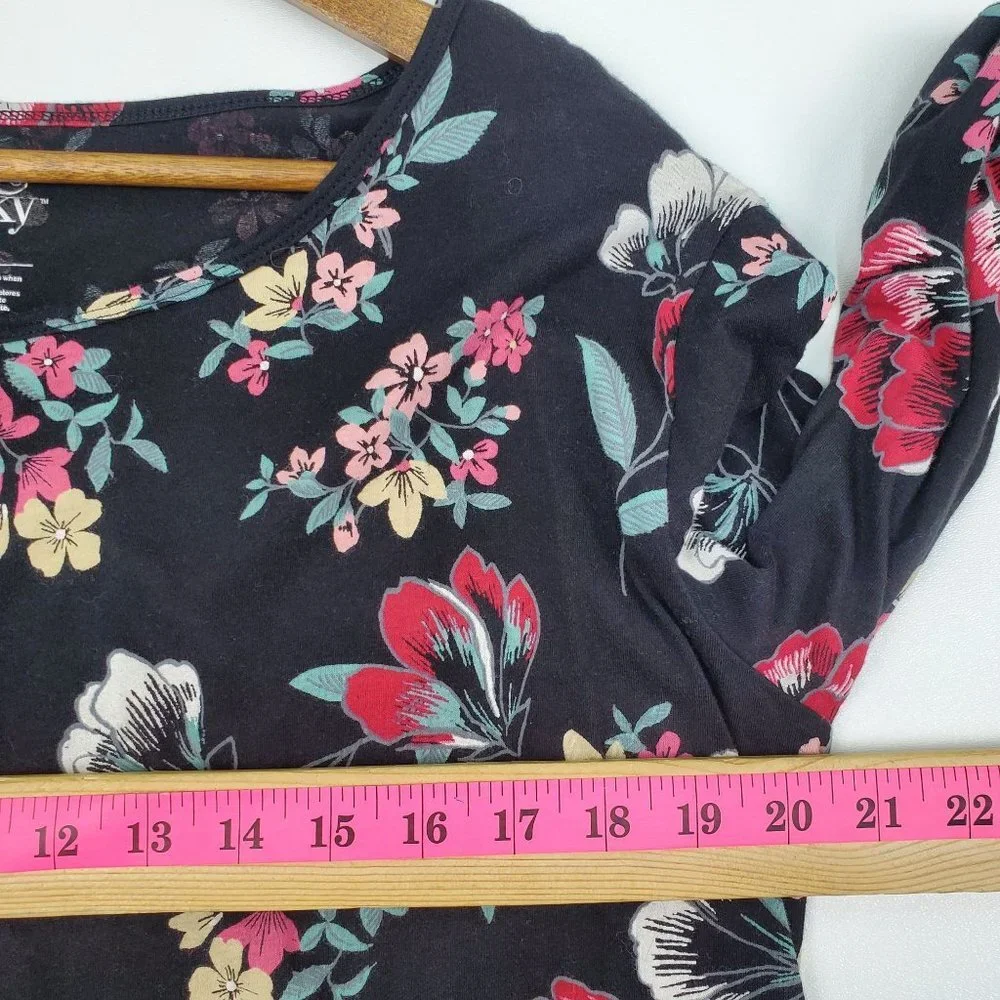 Terra & Sky Womens Floral 3/4 Sleeve Tunic Top Size 0X (14W) Black Red Casual - Picture 7 of 8